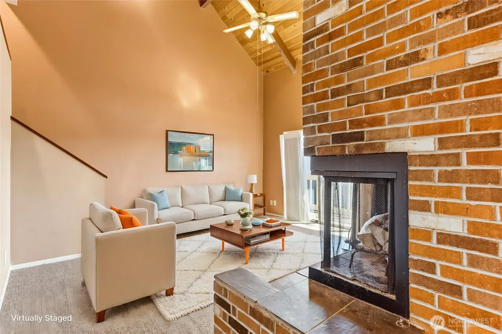1310 River Road #9 Longview, WA 98632