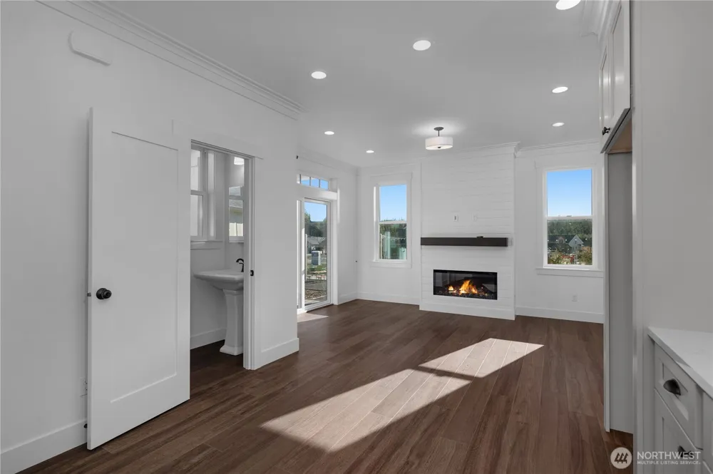 4 Springboard Street Pacific Beach, WA 98571