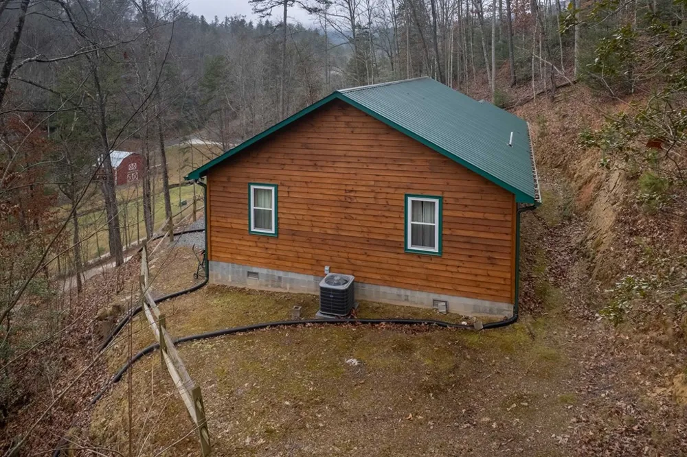 Hemlock Drive Almond, NC 28702
