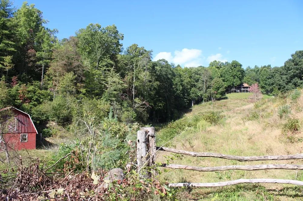 Broom Rd Tuckasegee, NC 28783