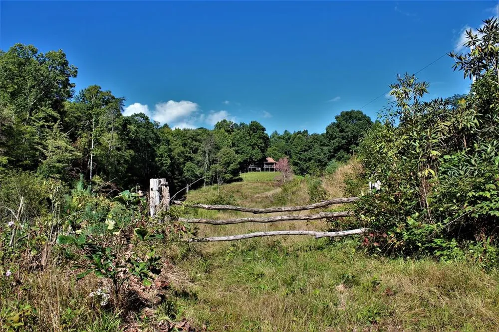 Broom Rd Tuckasegee, NC 28783