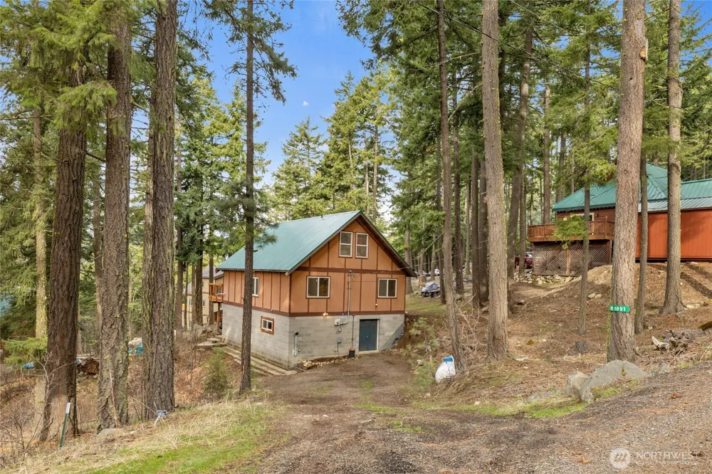 1051 Highland Loop Ronald, WA 98940