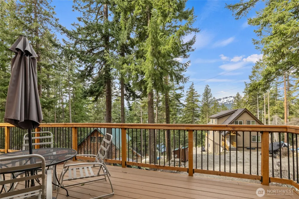 1051 Highland Loop Ronald, WA 98940