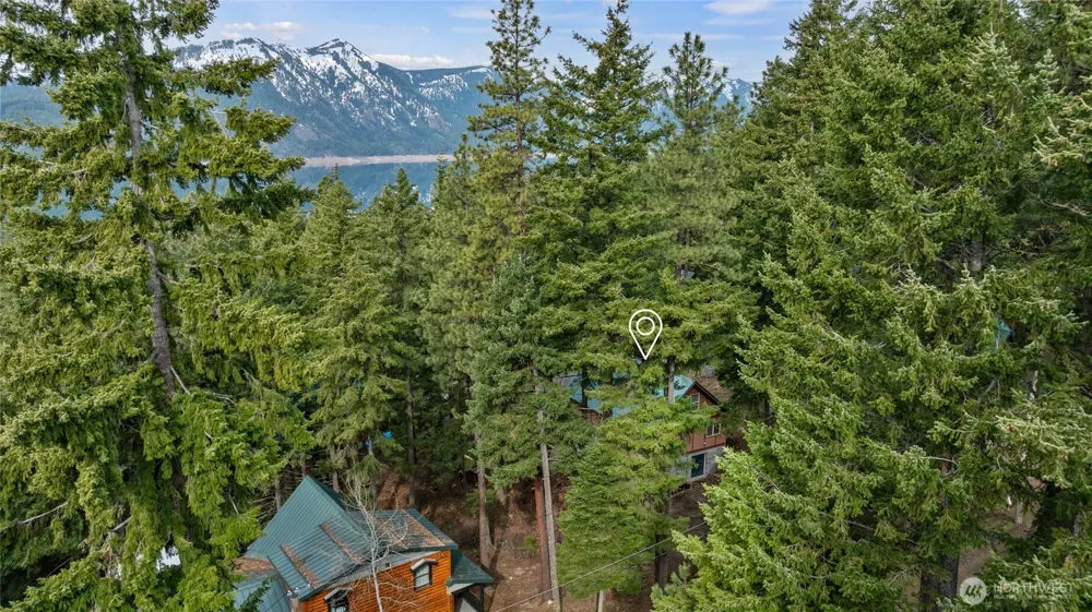 1051 Highland Loop Ronald, WA 98940