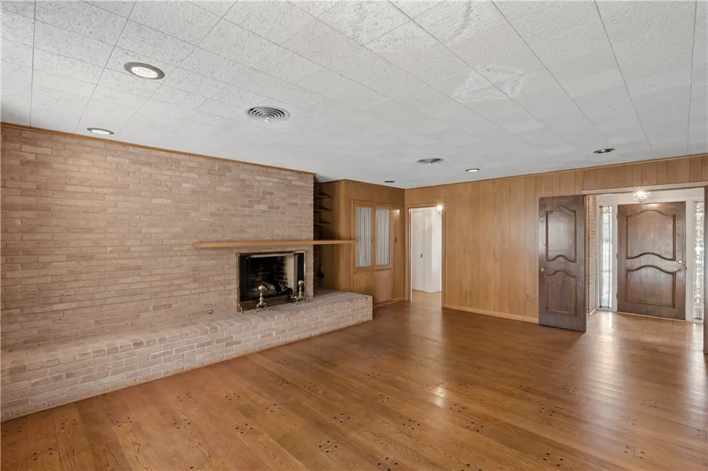 506 Maple Street Calvert, TX 77837
