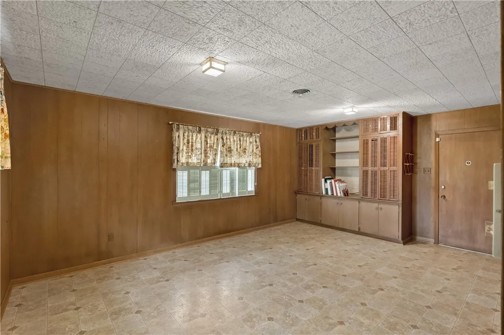 506 Maple Street Calvert, TX 77837