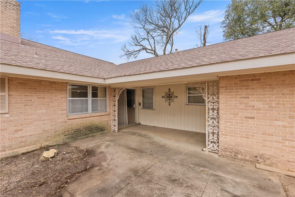 506 Maple Street Calvert, TX 77837