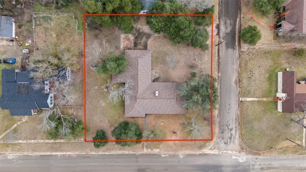 506 Maple Street Calvert, TX 77837