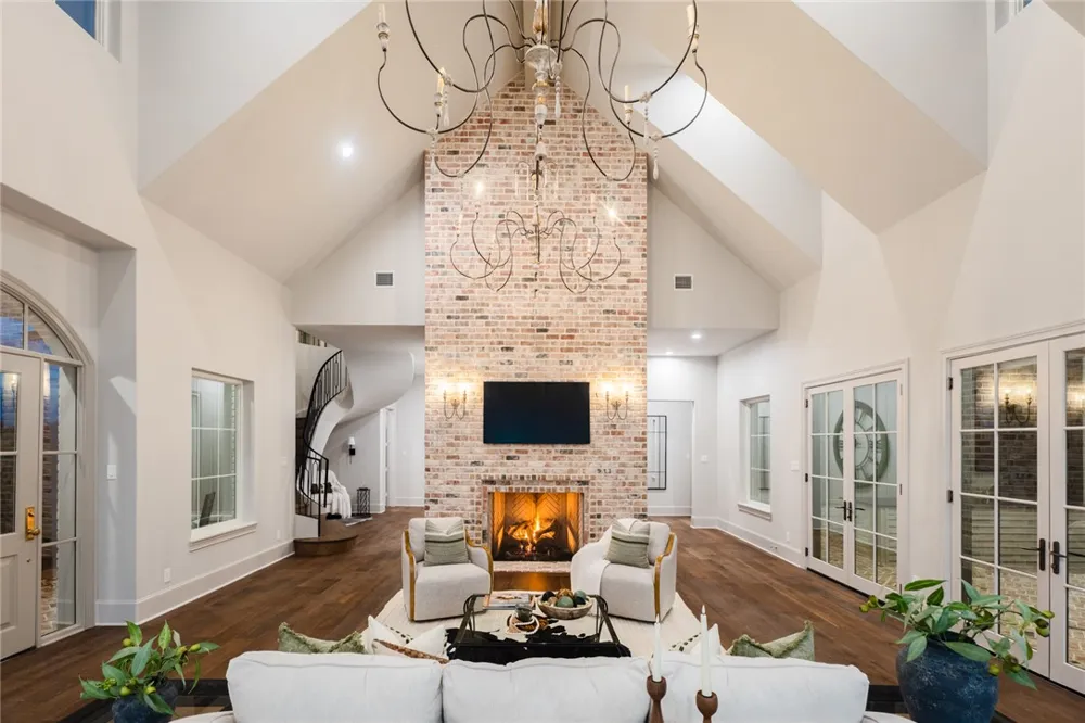 202 Blackberry Lane Washington, TX 77880