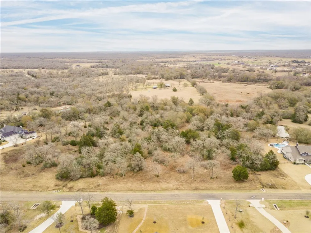 10144 Albert Drive Iola, TX 77861