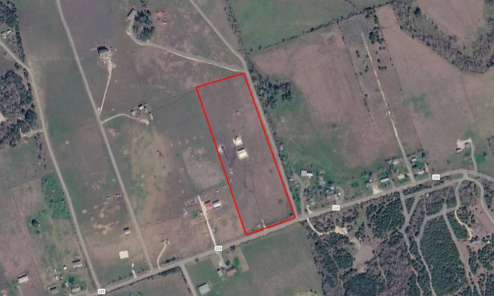 710 County Road 226 Florence, TX 76527