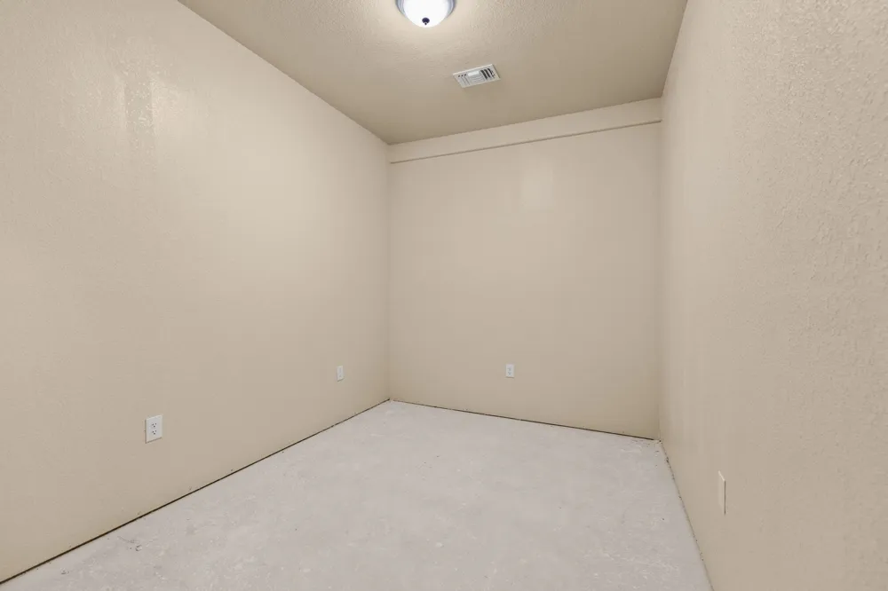 710 County Road 226 Florence, TX 76527