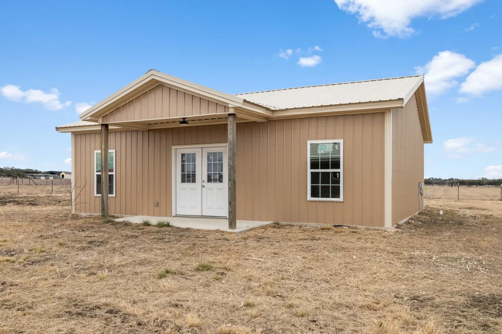 710 County Road 226 Florence, TX 76527