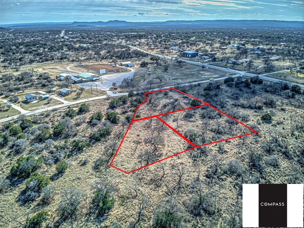 8 Lillian Dean Drive Buchanan Dam, TX 78609
