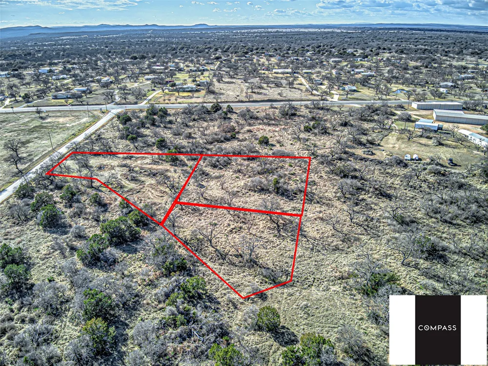 8 Lillian Dean Drive Buchanan Dam, TX 78609