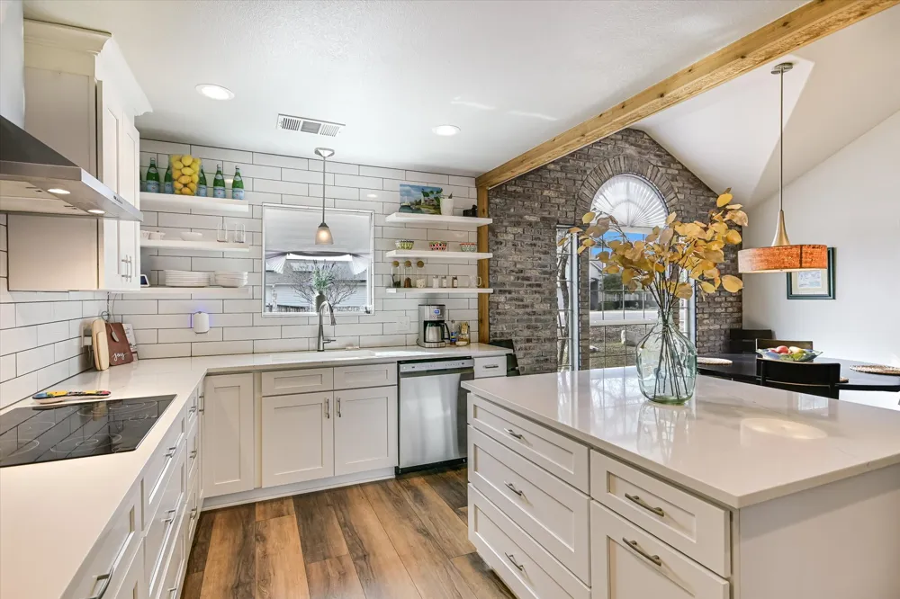 18516 Champions Circle Point Venture, TX 78645