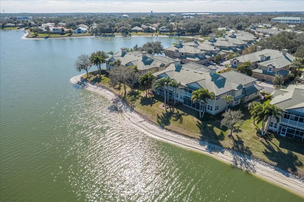 6515 MOORINGS POINT CIRCLE #102 Lakewood Ranch, FL 34202