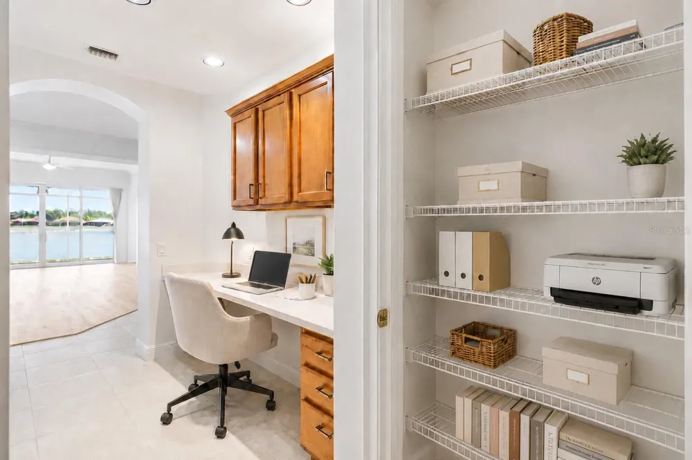 6515 MOORINGS POINT CIRCLE #102 Lakewood Ranch, FL 34202