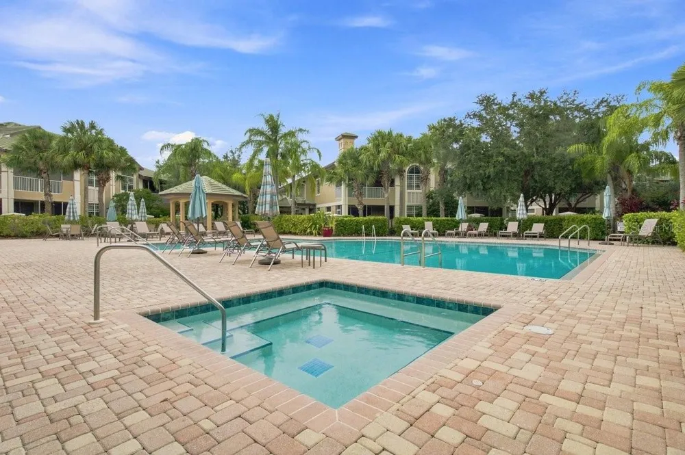 6515 MOORINGS POINT CIRCLE #102 Lakewood Ranch, FL 34202