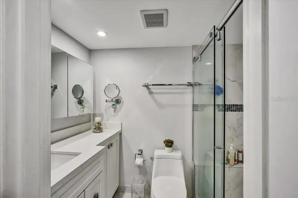 6046 W PEPPERTREE WAY #223B Sarasota, FL 34242