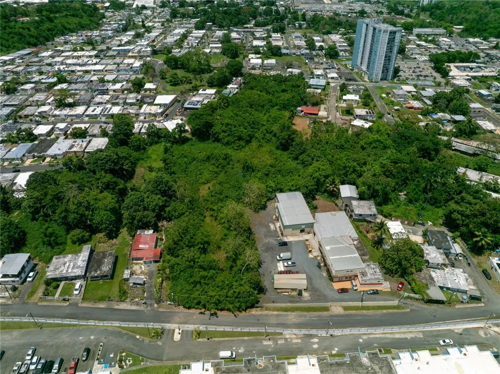 CLL RAMON FIGUEROA CASTRO SAN ANTON Carolina, PR 00987