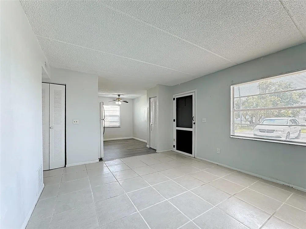 694 MICHIGAN COURT #4 St Cloud, FL 34769