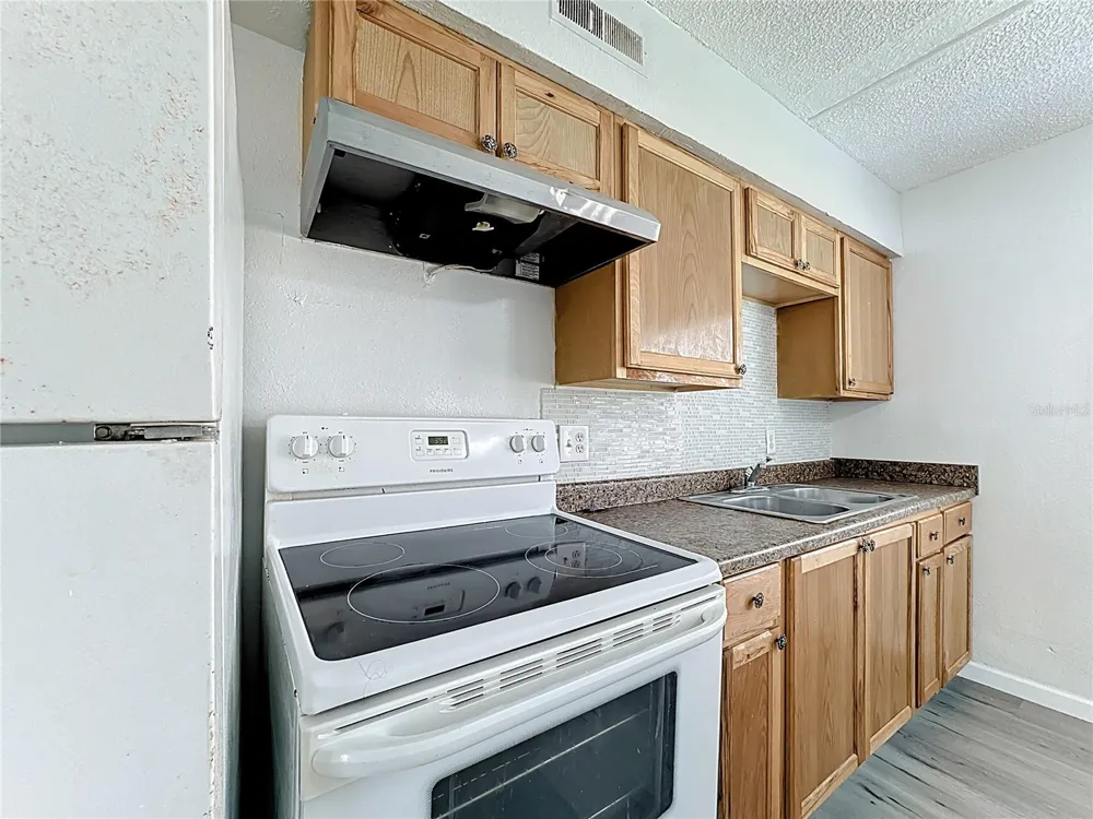 694 MICHIGAN COURT #4 St Cloud, FL 34769