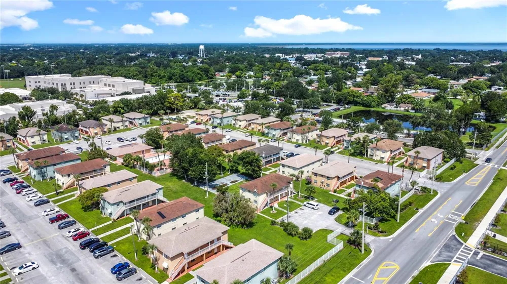 694 MICHIGAN COURT #4 St Cloud, FL 34769