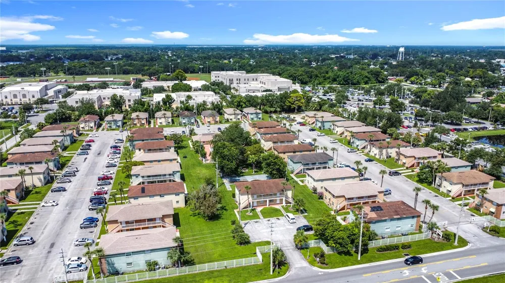 694 MICHIGAN COURT #4 St Cloud, FL 34769