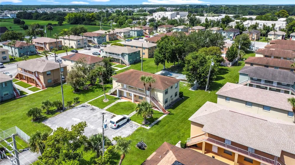 694 MICHIGAN COURT #4 St Cloud, FL 34769