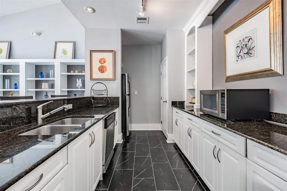 3274 HAVILAND COURT #101 Palm Harbor, FL 34684