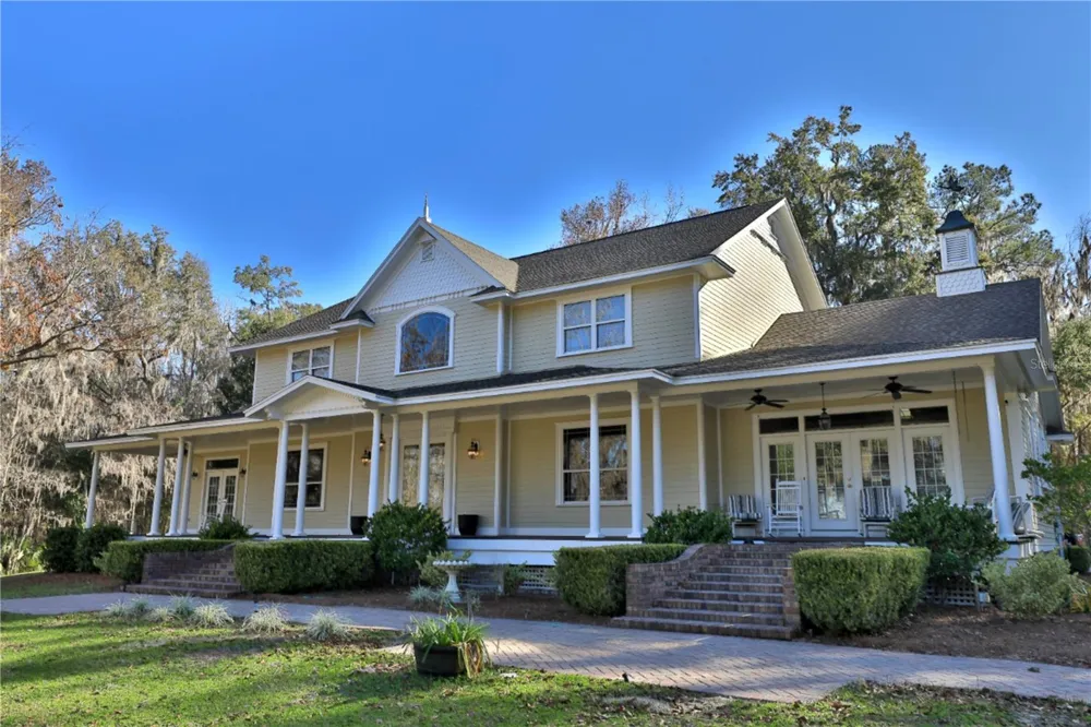 15551 NW HIGHWAY 225 Reddick, FL 32686