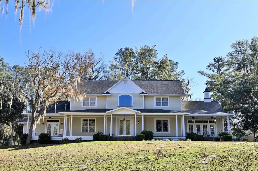 15551 NW HIGHWAY 225 Reddick, FL 32686