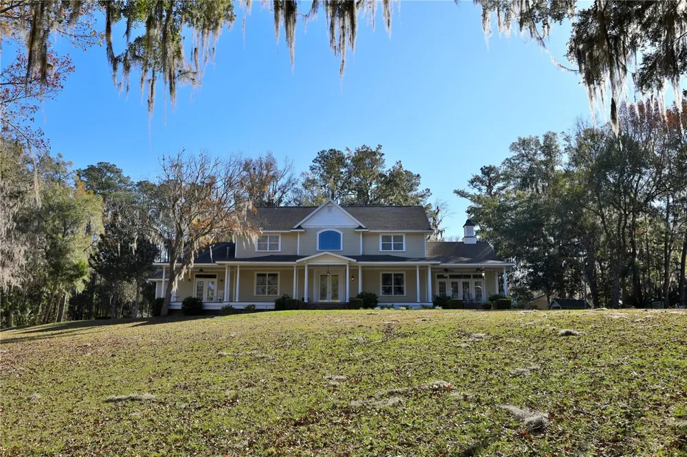 15551 NW HIGHWAY 225 Reddick, FL 32686