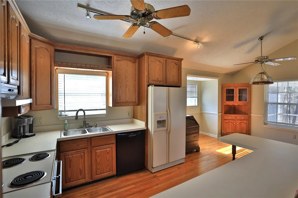 15551 NW HIGHWAY 225 Reddick, FL 32686