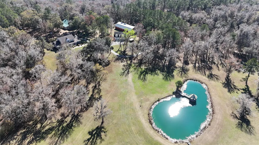 15551 NW HIGHWAY 225 Reddick, FL 32686