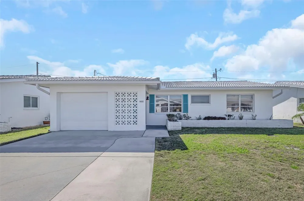 4488 100TH AVENUE Pinellas Park, FL 33782