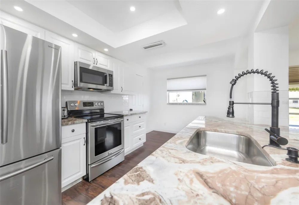 4488 100TH AVENUE Pinellas Park, FL 33782