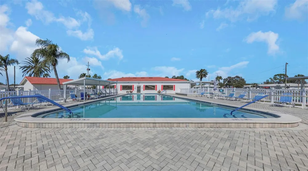4488 100TH AVENUE Pinellas Park, FL 33782