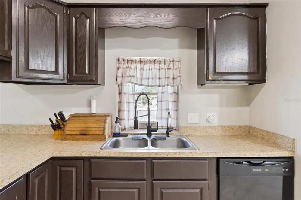 116 W ARBORVITAE LANE Polk City, FL 33868