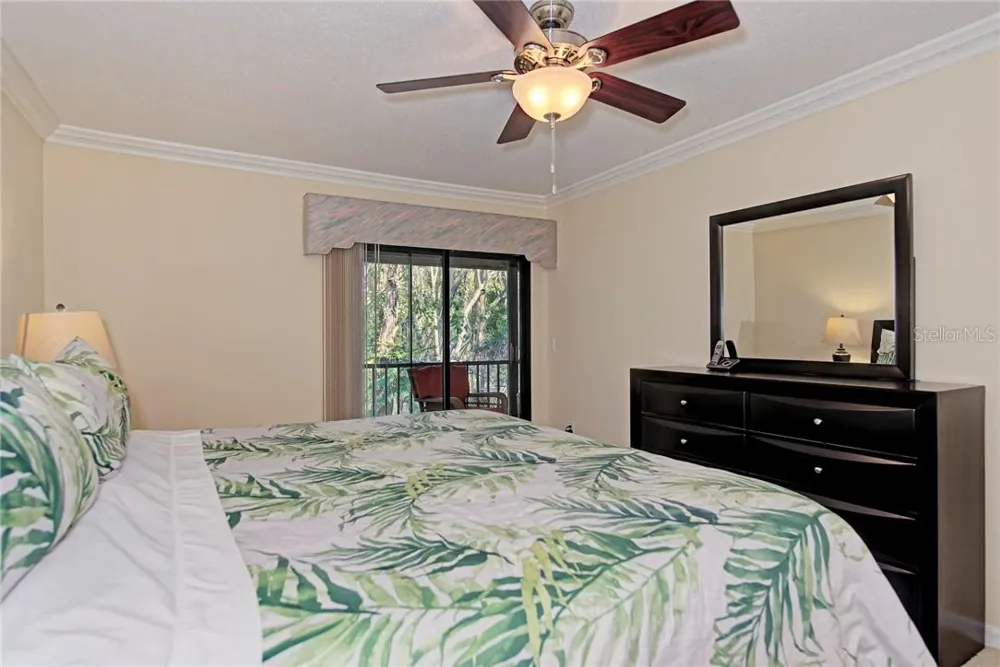 1677 BROOKHOUSE CIRCLE #BR223 Sarasota, FL 34231