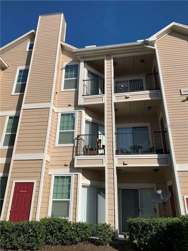 2000 ERVING CIRCLE #102 Ocoee, FL 34761