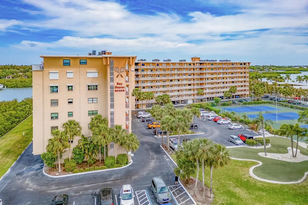 19451 GULF BOULEVARD #604 Indian Shores, FL 33785