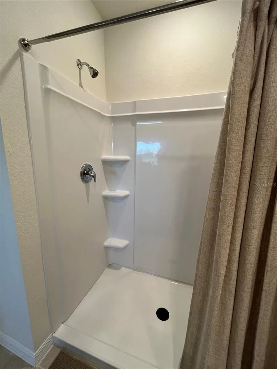 2219 LAKE PRESERVE CIRCLE New Smyrna Beach, FL 32168
