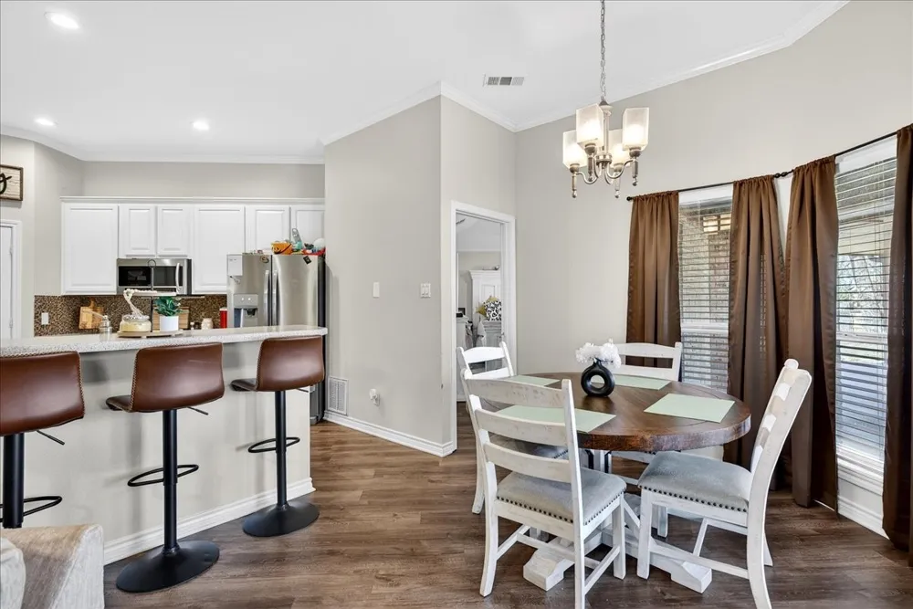 101 Idlewood Road Enchanted Oaks, TX 75156