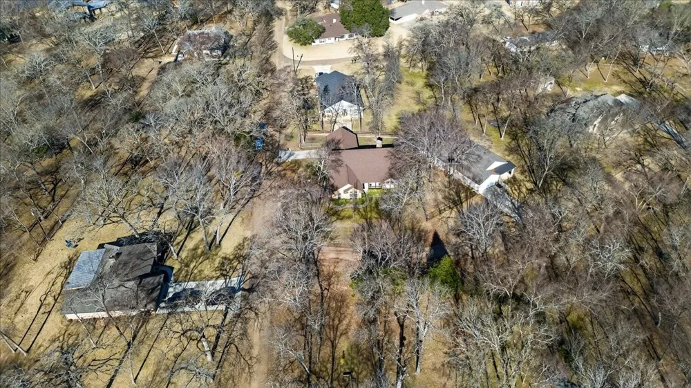 101 Idlewood Road Enchanted Oaks, TX 75156