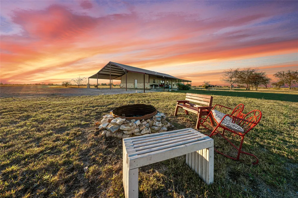 318 CR 3355 Valley Mills, TX 76689
