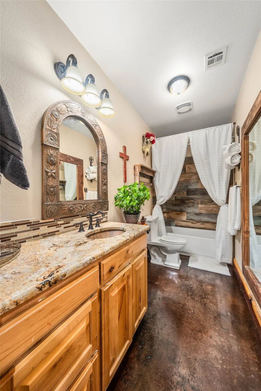 318 CR 3355 Valley Mills, TX 76689