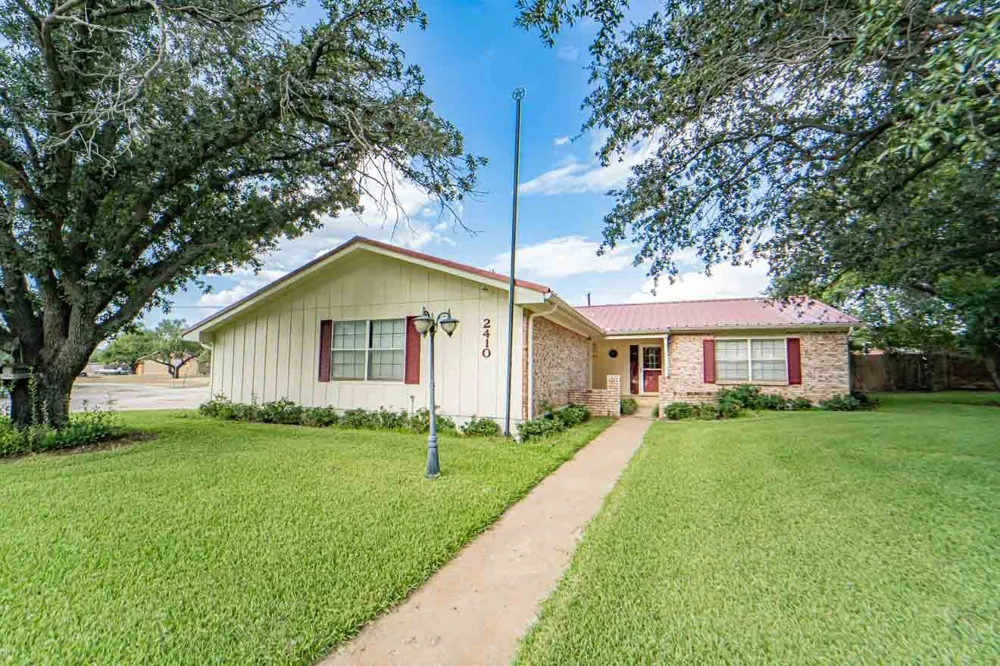 2410 Sha Lane Breckenridge, TX 76424