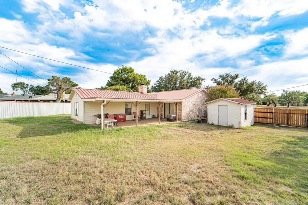 2410 Sha Lane Breckenridge, TX 76424